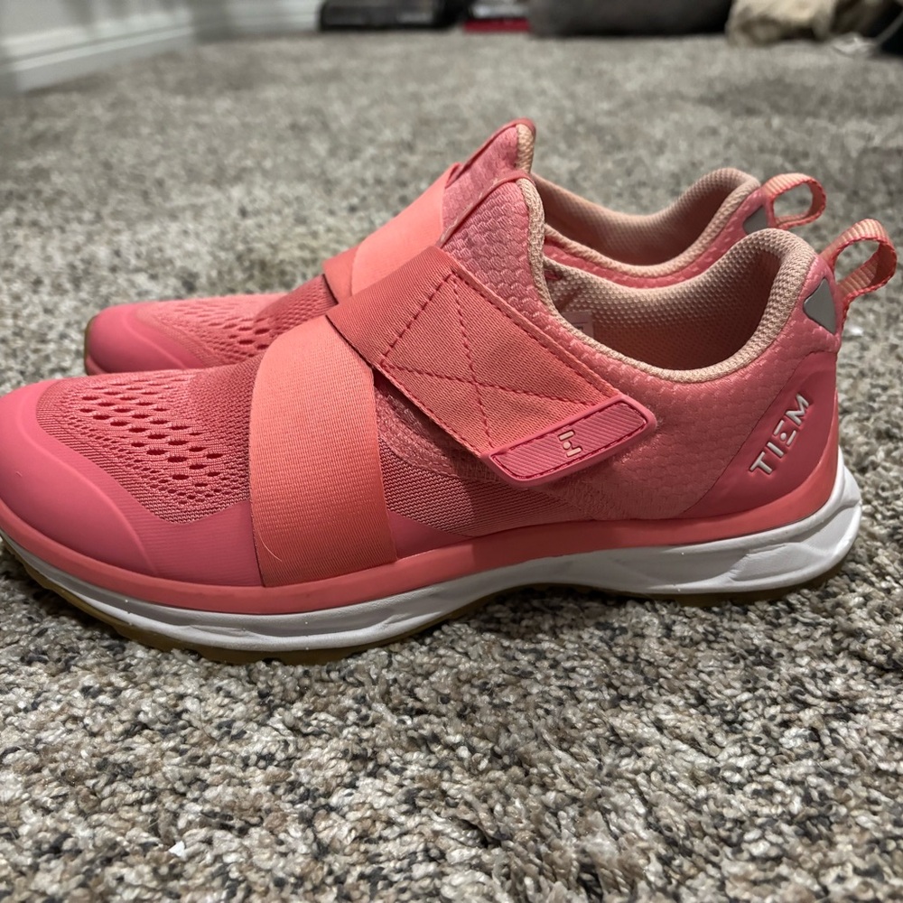 Tiem Women’s Cycling Shoes